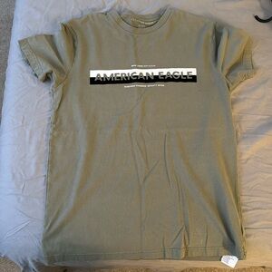 American Eagle Green T-shirt